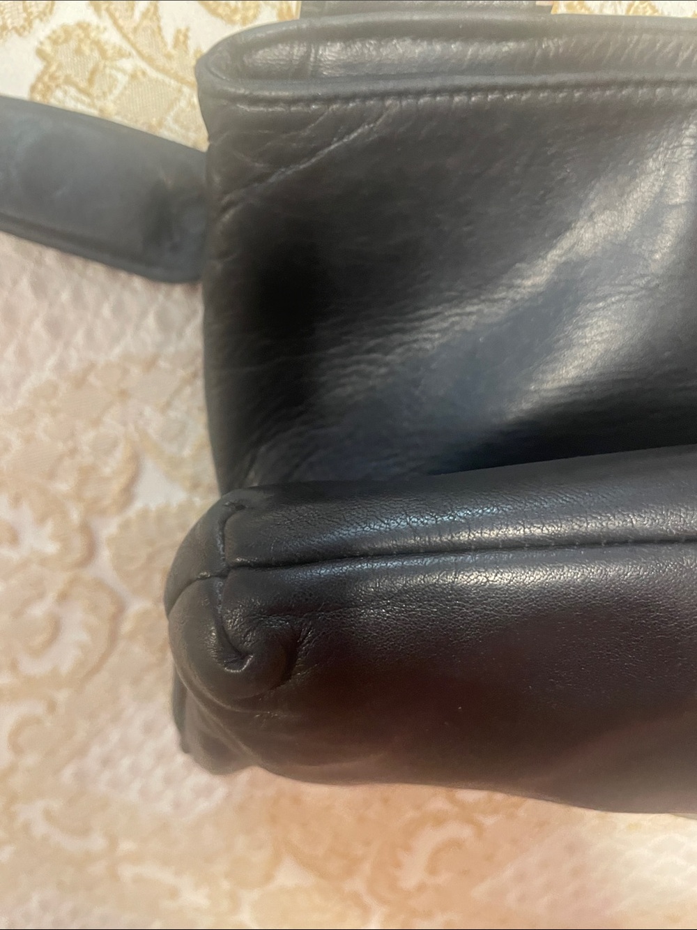 PERLINA Black Leather Shoulder Bag - Picture 7 of 8